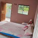 Casa Dos Rocha Em Ubatuba - Kitnet Com Sacada